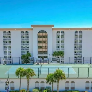 Oasis 601 Gorgeous Ocean Front Ocean View For 10 Sleeps Up To 15 , Daytona Beach United States